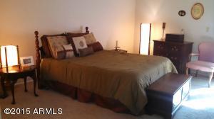 121 E Angela Dr, Phoenix, AZ 85022 photo 9