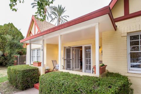 18 W Medlock Dr, Phoenix, AZ 85013 photo 1
