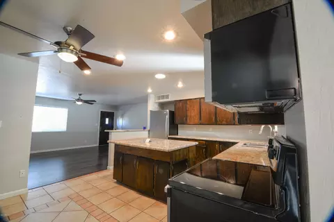 2313 E Hillery Dr, Phoenix, AZ 85022 photo 14