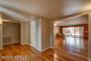 114 E Calavar Rd, Phoenix, AZ 85022 photo 6