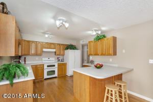 136 E Garnet Ave, Mesa, AZ 85210 photo 7