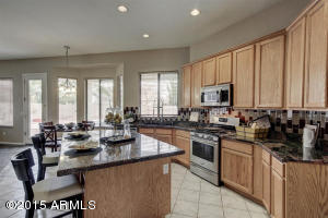 1332 E Shamrock St, Gilbert, AZ 85295 photo 8