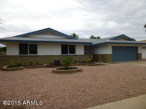 1935 E Pebble Beach Dr, Tempe, AZ 85282 photo 1
