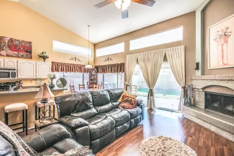 4143 Encinas Ave, Gilbert, AZ 85234 photo 9