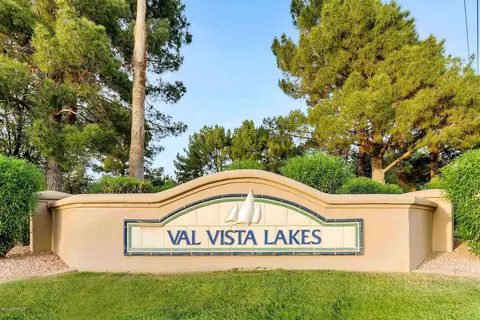 1717 E Cortez Dr, Gilbert, AZ 85234 photo 29