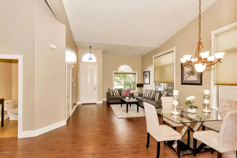 1717 E Cortez Dr, Gilbert, AZ 85234 photo 2