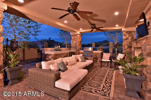 8714 E Laurel St, Mesa, AZ 85207 photo 5