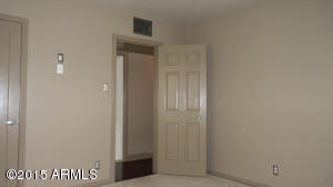 802 W Earll Dr, Phoenix, AZ 85013 photo 19