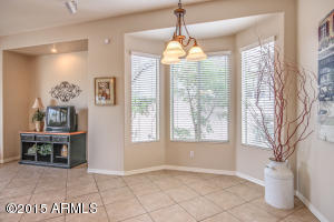 4616 E Apricot Ln, Gilbert, AZ 85298 photo 8