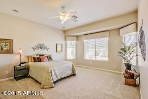 4616 E Apricot Ln, Gilbert, AZ 85298 photo 13