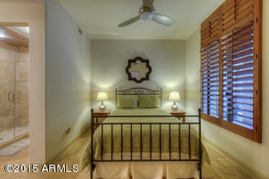 8 Biltmore Est #213, Phoenix, AZ 85016 photo 15