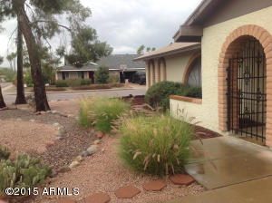 2004 E Watson Dr, Tempe, AZ 85283 photo 1