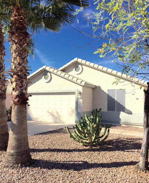 2020 S Lawther Dr, Apache Junction, AZ 85120 photo 1