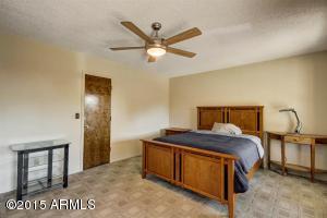 4229 E Desert View Dr, Phoenix, AZ 85044 photo 10