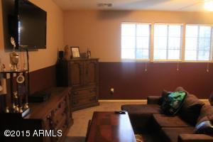 150 E Julian Dr, Gilbert, AZ 85295 photo 2