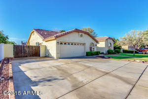 2289 E Victor Rd, Gilbert, AZ 85296 photo 3