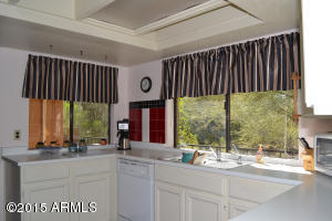 909 E Becker Ln, Phoenix, AZ 85020 photo 10