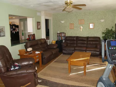 4455 E Railroad Ave, Claypool, AZ 85532 photo 13