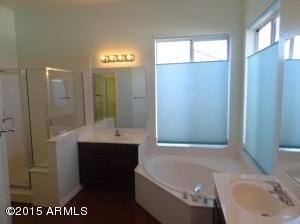 2688 E Arrowhead Trl, Gilbert, AZ 85297 photo 2