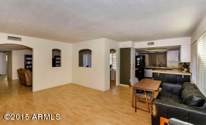 4176 W Evans Dr, Phoenix, AZ 85053 photo 9