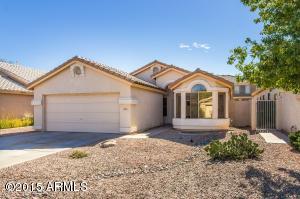 429 E Cantebria Dr, Gilbert, AZ 85296 photo 1