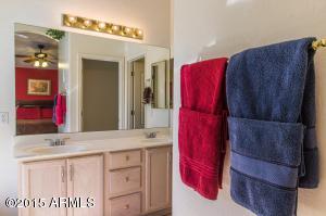 429 E Cantebria Dr, Gilbert, AZ 85296 photo 14
