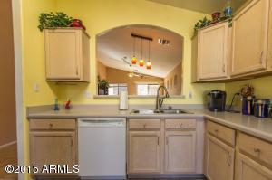 429 E Cantebria Dr, Gilbert, AZ 85296 photo 9