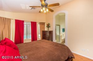 429 E Cantebria Dr, Gilbert, AZ 85296 photo 12