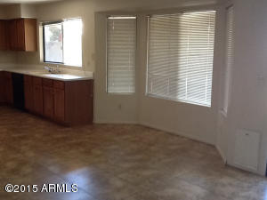 314 N Cobblestone St, Gilbert, AZ 85234 photo 4
