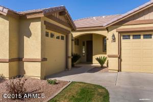 1464 E Birdland Ct, Gilbert, AZ 85297 photo 2