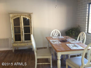 124 E Winter Dr, Phoenix, AZ 85020 photo 4