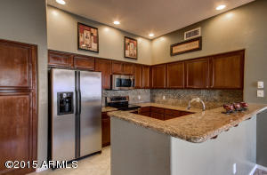 4488 E Thomas Rd #2022, Phoenix, AZ 85018 photo 3