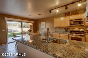 926 E Ross Ave, Phoenix, AZ 85024 photo 4