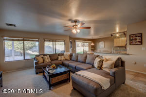 926 E Ross Ave, Phoenix, AZ 85024 photo 2