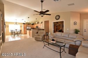 4041 S Dew Drop Ct, Gilbert, AZ 85297 photo 4