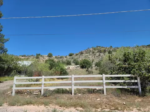 5903 N Bentley Dr, Rimrock, AZ 86335
