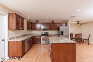 1007 W Grovers Ave, Phoenix, AZ 85023 photo 5