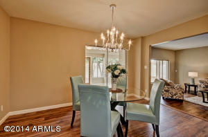 910 E Laguna Dr, Tempe, AZ 85282 photo 4
