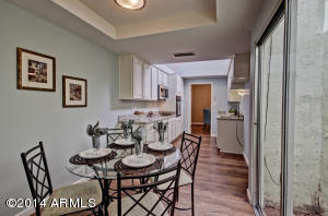 910 E Laguna Dr, Tempe, AZ 85282 photo 10