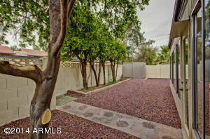 910 E Laguna Dr, Tempe, AZ 85282 photo 29