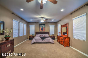 3974 E Crest Ln, Phoenix, AZ 85050 photo 3