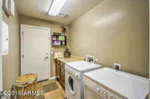 3974 E Crest Ln, Phoenix, AZ 85050 photo 38