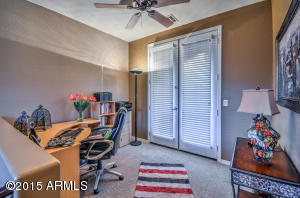 3974 E Crest Ln, Phoenix, AZ 85050 photo 43