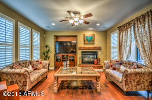 3974 E Crest Ln, Phoenix, AZ 85050 photo 27