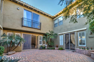 3974 E Crest Ln, Phoenix, AZ 85050 photo 22