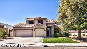 894 S Oak St, Gilbert, AZ 85233 photo 2