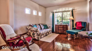 894 S Oak St, Gilbert, AZ 85233 photo 8