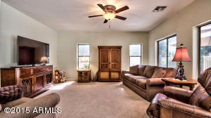 894 S Oak St, Gilbert, AZ 85233 photo 17