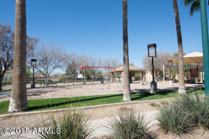 1384 S Hawk Ln, Gilbert, AZ 85296 photo 29