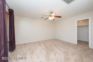 1384 S Hawk Ln, Gilbert, AZ 85296 photo 4